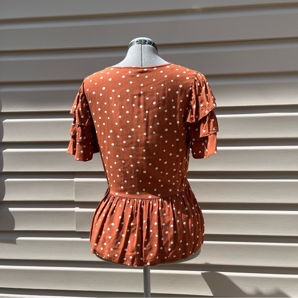 Madewell Tiered-Sleeve Peplum Top in Inkspot Dot Women’s Size 6 - Picture 6 of 9